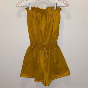 Strapless yellow romper